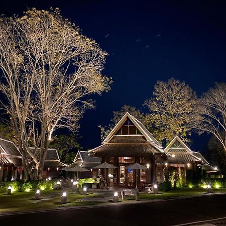 Ruean Racha Chiang Mai Exterior foto
