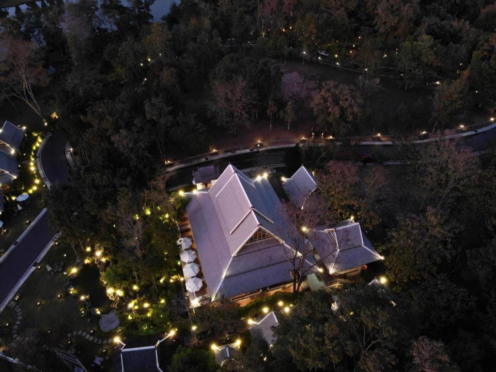 Ruean Racha Chiang Mai Exterior foto