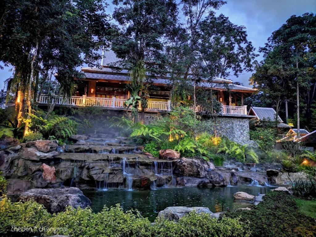 Ruean Racha Chiang Mai Exterior foto