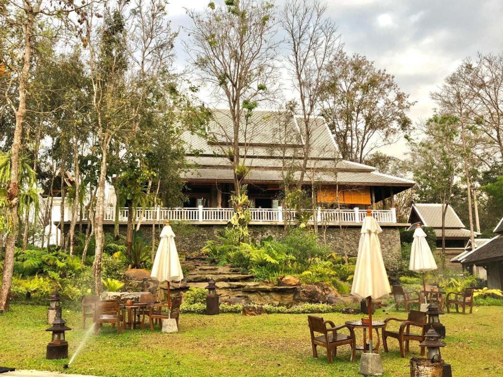 Ruean Racha Chiang Mai Exterior foto