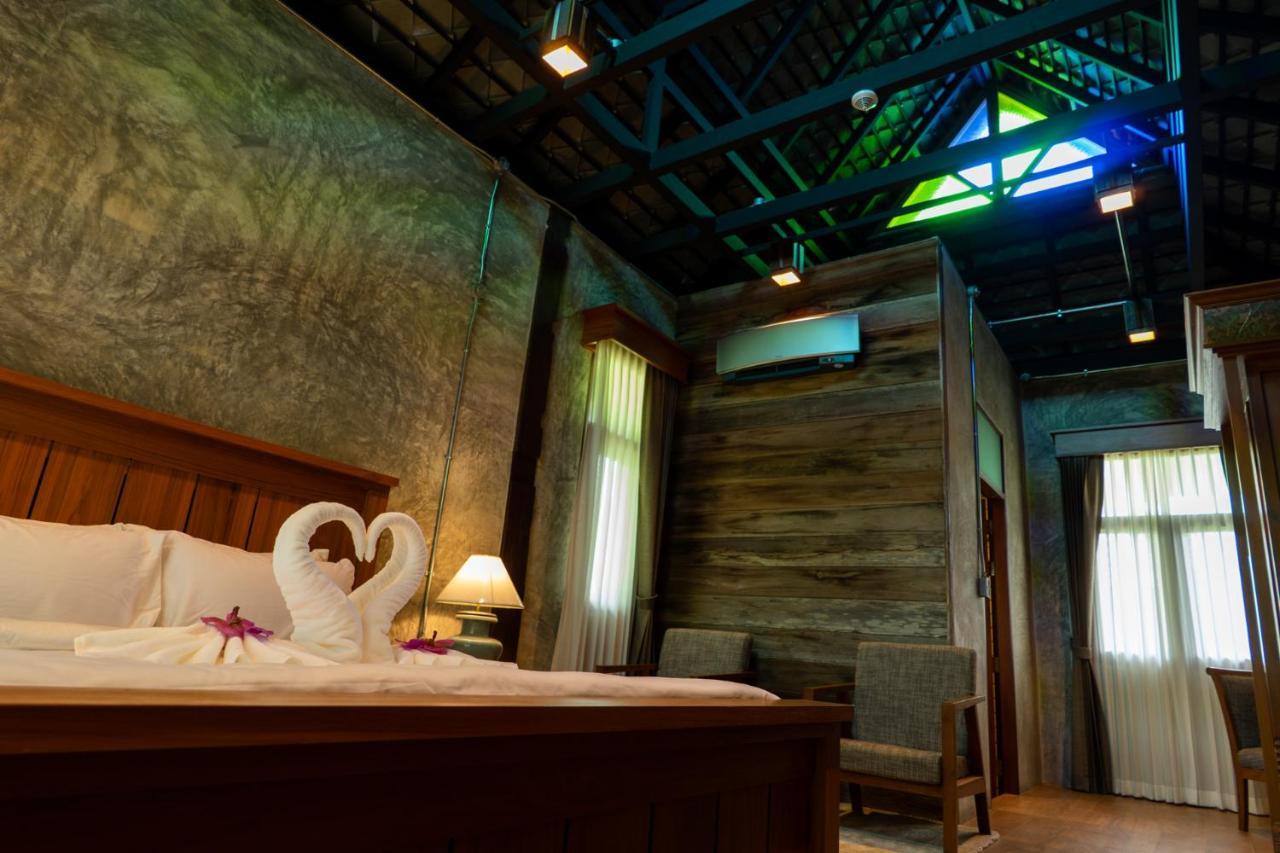 Ruean Racha Chiang Mai Exterior foto