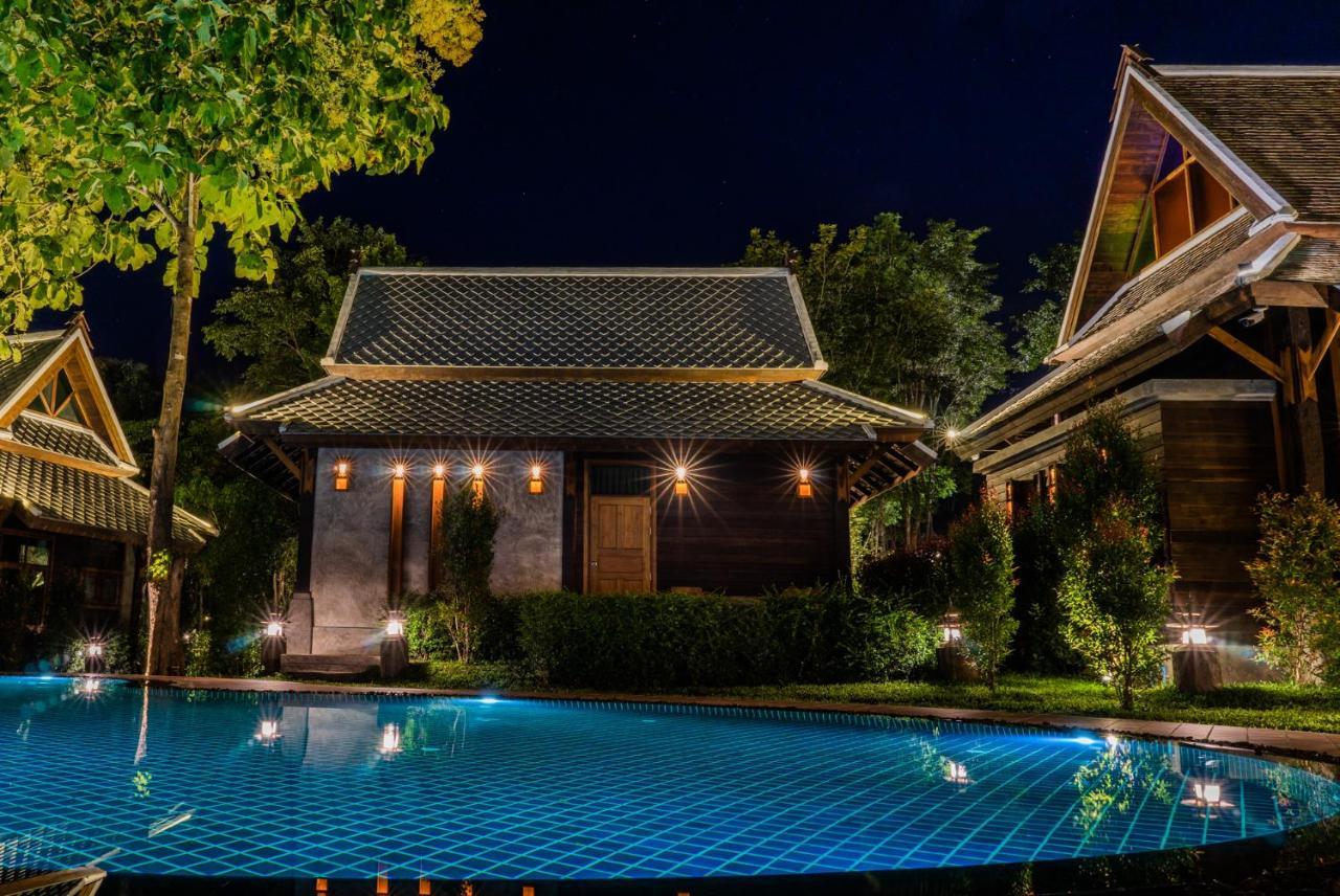 Ruean Racha Chiang Mai Exterior foto