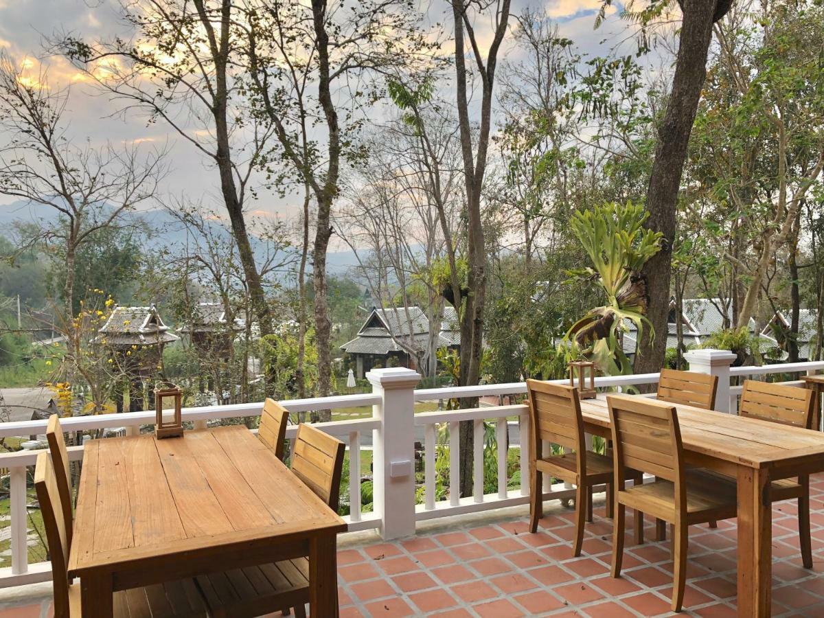 Ruean Racha Chiang Mai Exterior foto